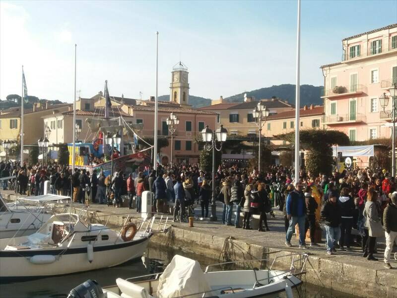 Il Carnevale di Porto Azzurro tra i più famosi in Toscana