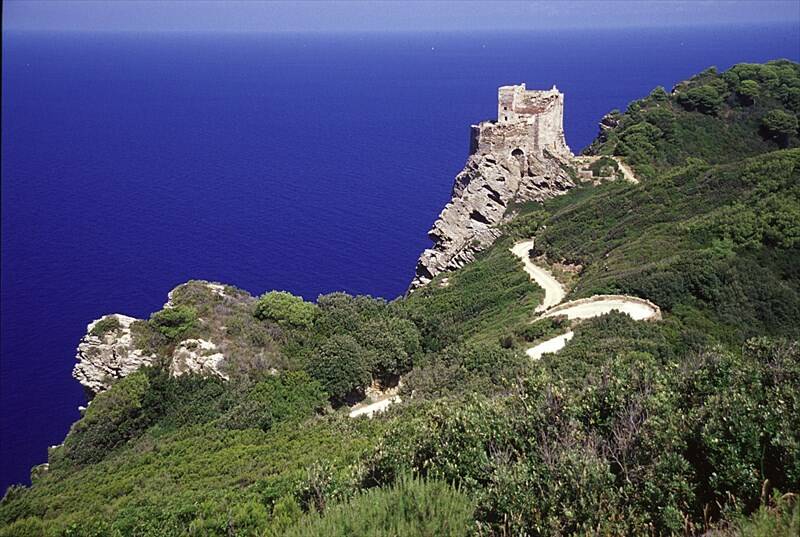 Il Parco nazionale Arcipelago Toscano rende disponibili altre date per visitare l’isola carcere di  Gorgona