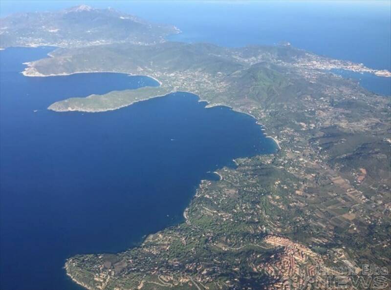 Restringere ulteriormente i passaggi per l’Elba