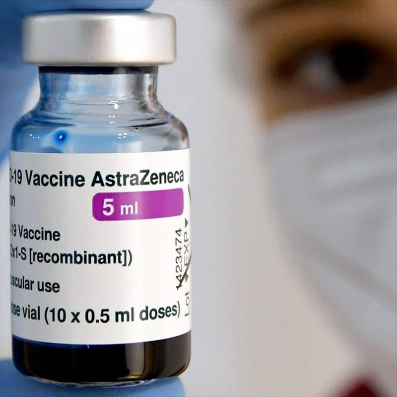 AstraZeneca, oggi venerdì 19 alle 15 riprendono le vaccinazioni