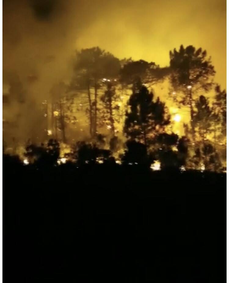 Incendio in corso nel comune di Rio