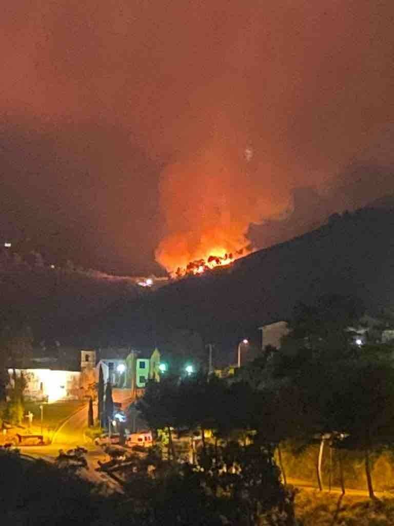 Rio, sotto controllo l'incendio a San Felo