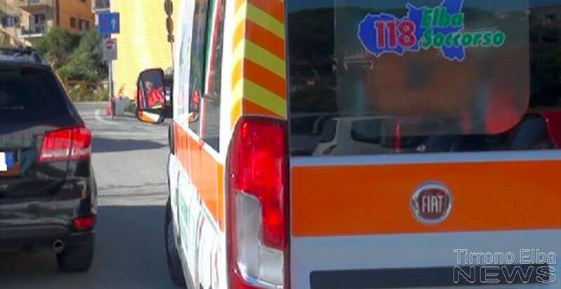 Cade in moto a San Martino, motociclista trasferito in codice rosso all'ospedale elbano