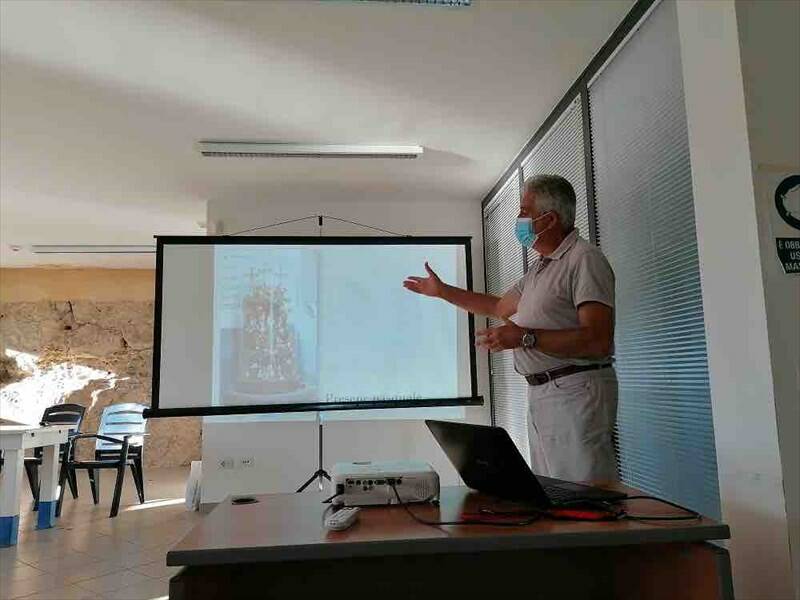 Il Prof Paolo Casini dona 11700 foto di Testimonianze della devozione popolare nell’Arcipelago Toscano alla Soprintendenza ABAP di Pisa e Livorno