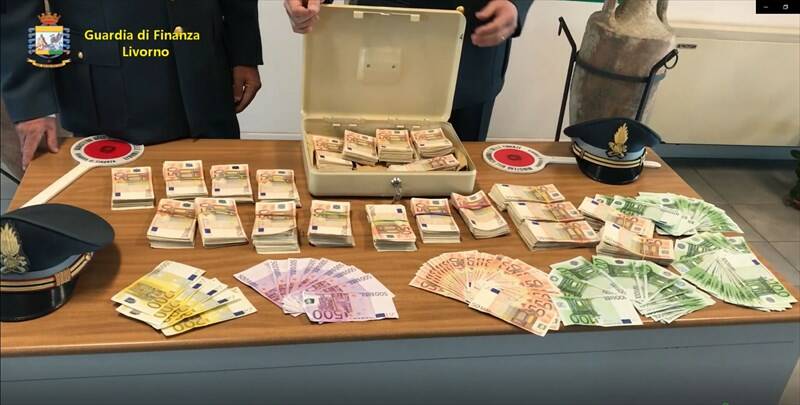 Piombino, presunta frode in RSA: sequestrato mezzo milione di euro a imprenditore elbano