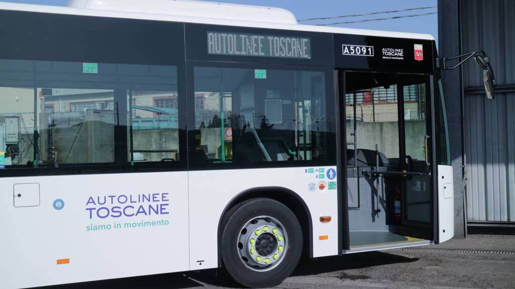 autolinee toscane, bus (ph toscana notizie)