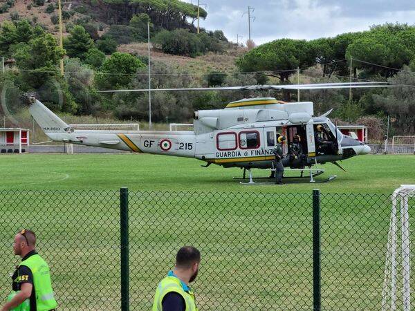 esercitazione congiunta (ph porto azzurro)